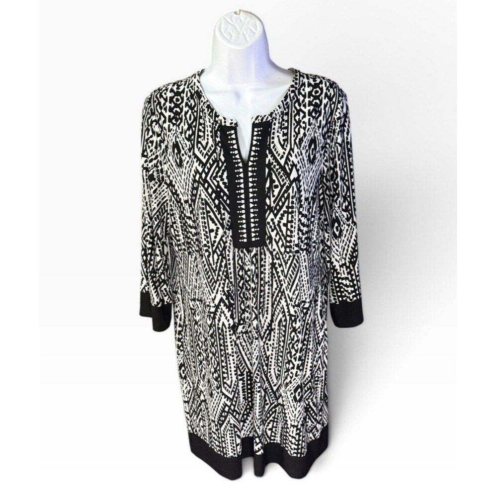 Ruby Rd. Petite Medium PM Black White Ikat Geometric Embellished V-Neck Dress